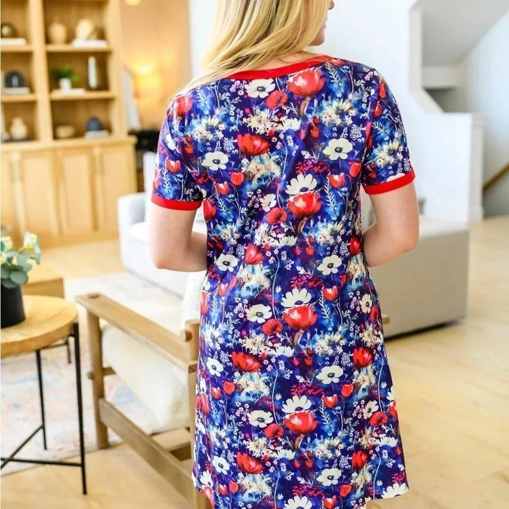 Shirley & Stone red, white and blue‎ floral nightgown